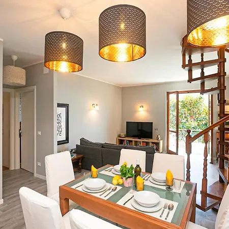 Megli Sea View Apartamento *
