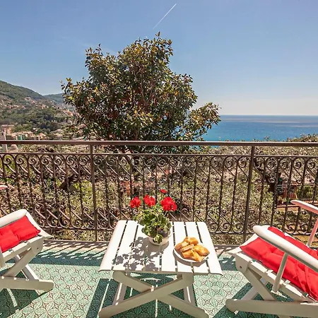 Megli Sea View Apartamento